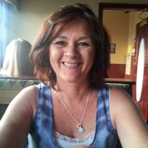 Meet your Posher, Debbie